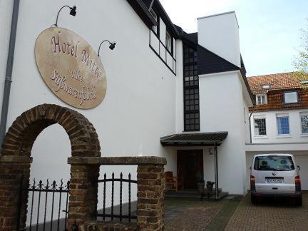Hotel Mitte Alte Suesswarenfabrik Rheinbach Esterno foto